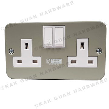 T & J M8913SD 13A X 2 METAL CLAD SWITCH SOCKET