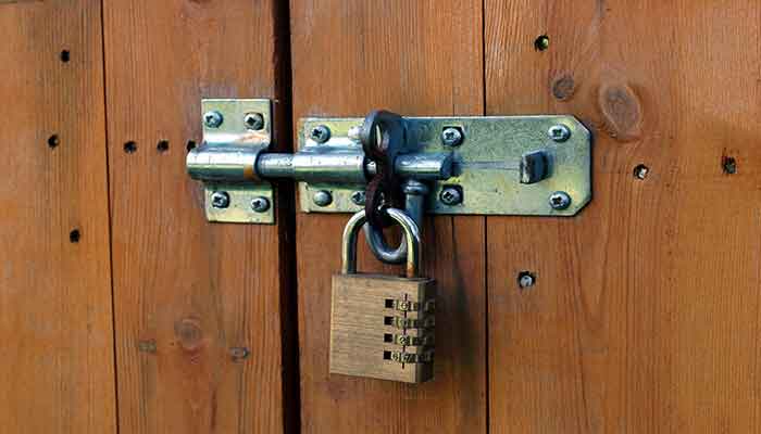 LOCK & SECURITY